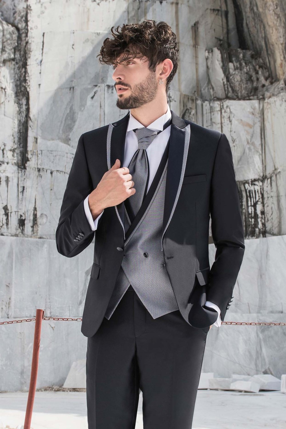 Abiti da sposo: CERIMONIA UOMO - 20M01