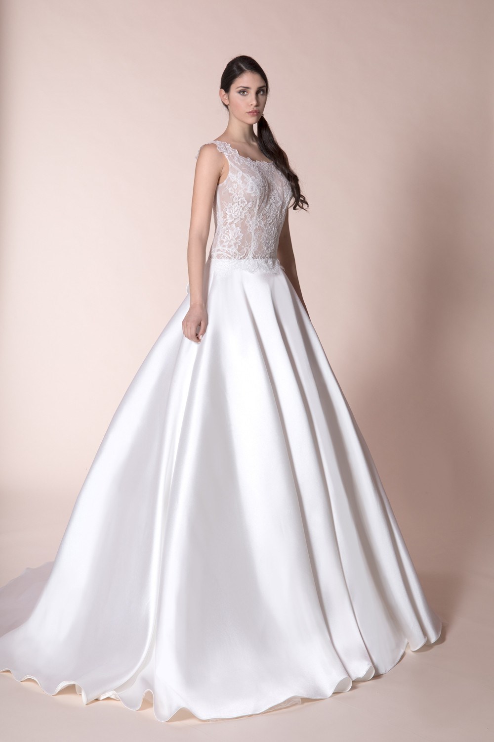 Angela Magnani Atelier Wedding Dresses