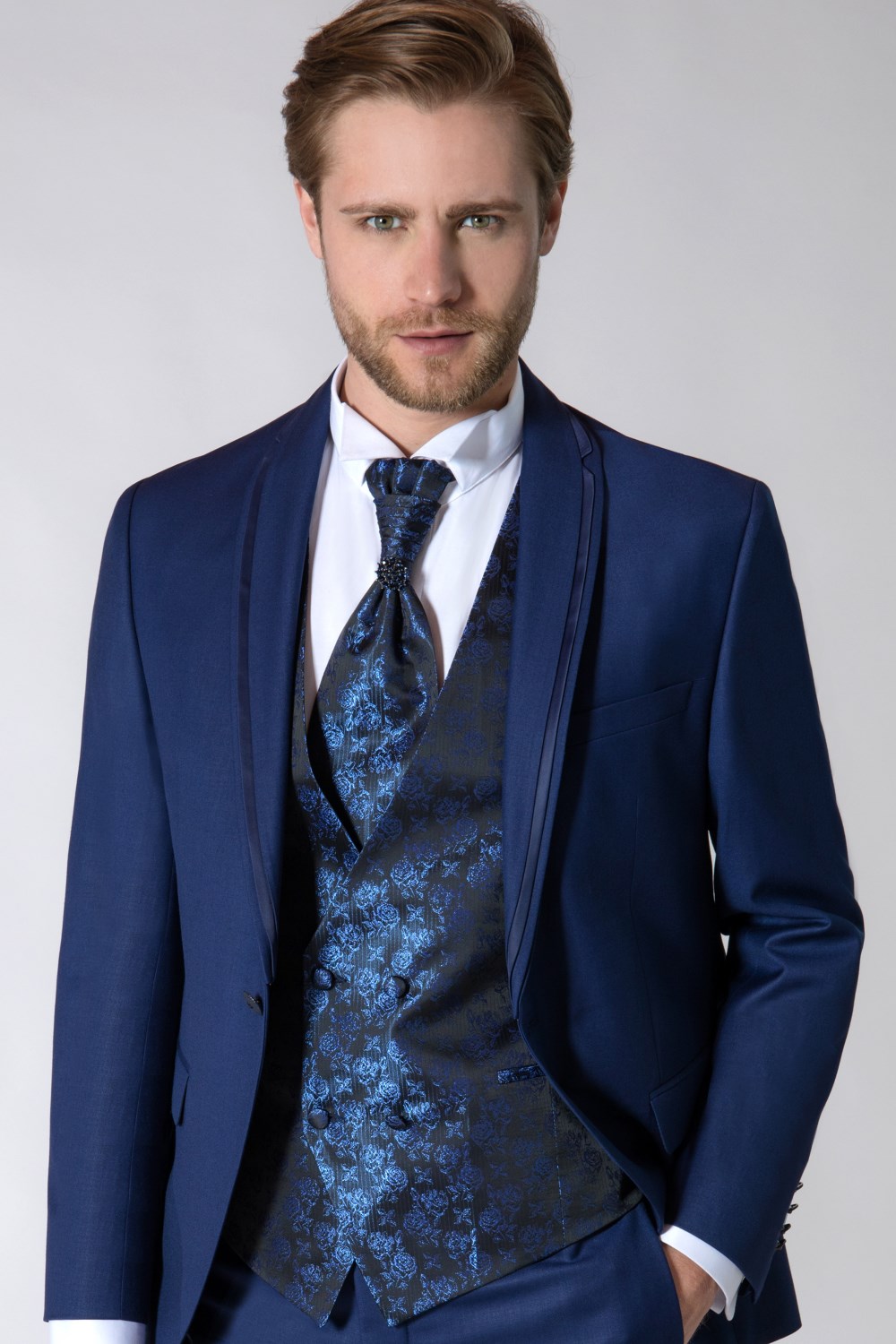 Abiti da sposo: CERIMONIA UOMO, ABITO CLASSICO GILET FANTASIA - M1
