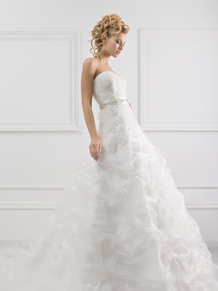 Abiti da sposa - Le spose di Chiara - L301