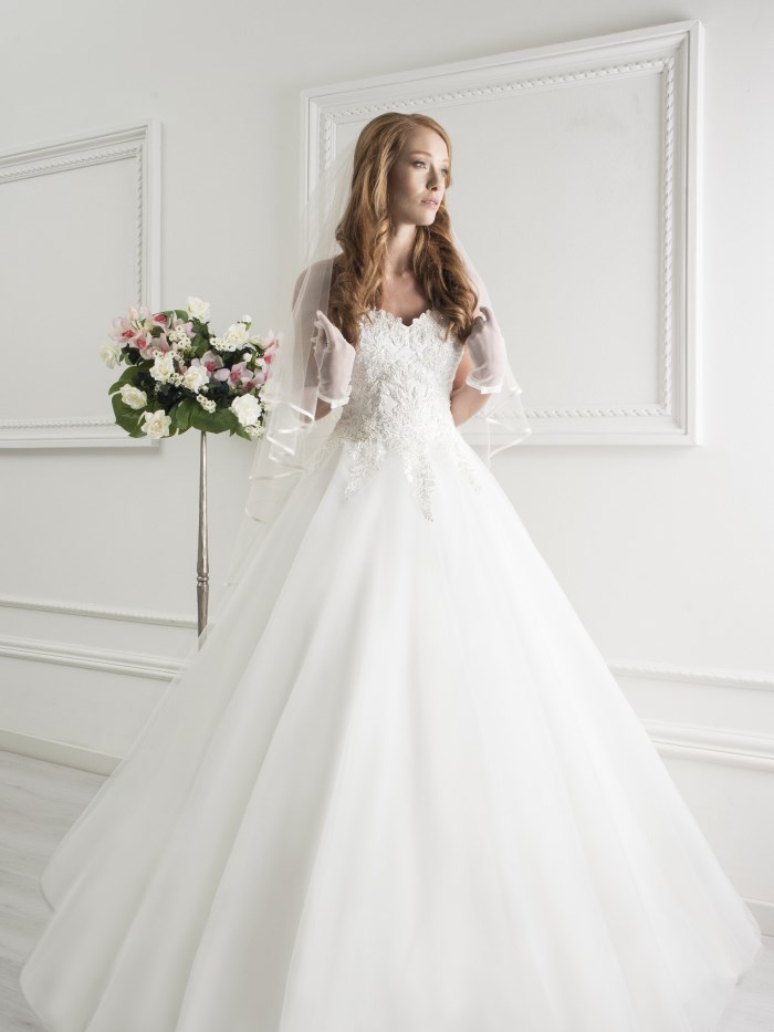 Abiti da sposa - Le spose di Chiara - L325