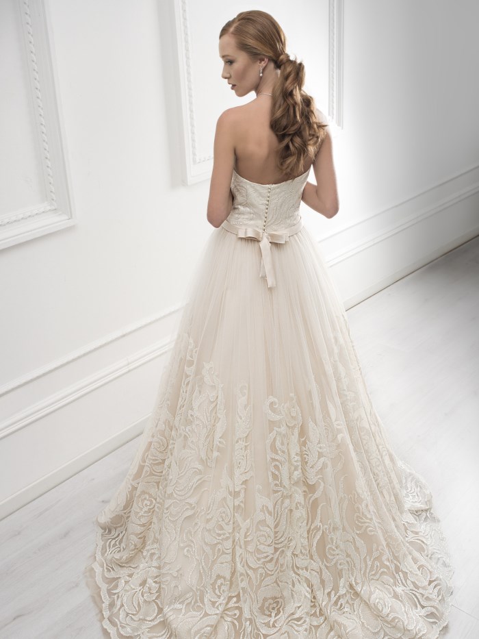 wedding dress model L336 - L336 