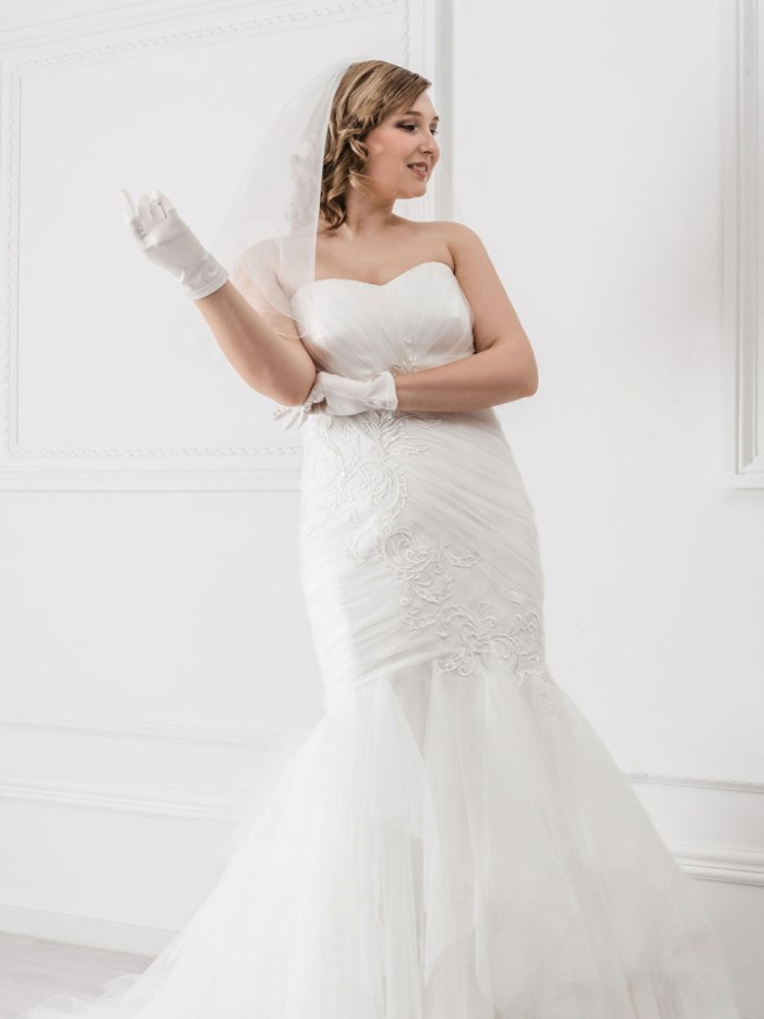 Curvy Wedding Dresses - LX29