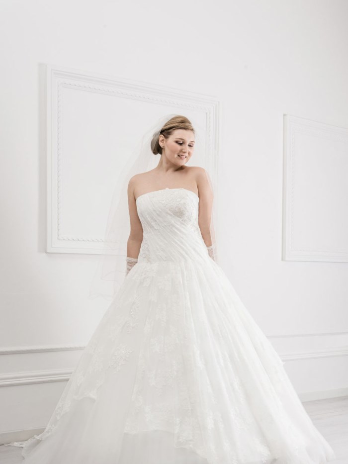 Curvy Wedding Dresses - LX35