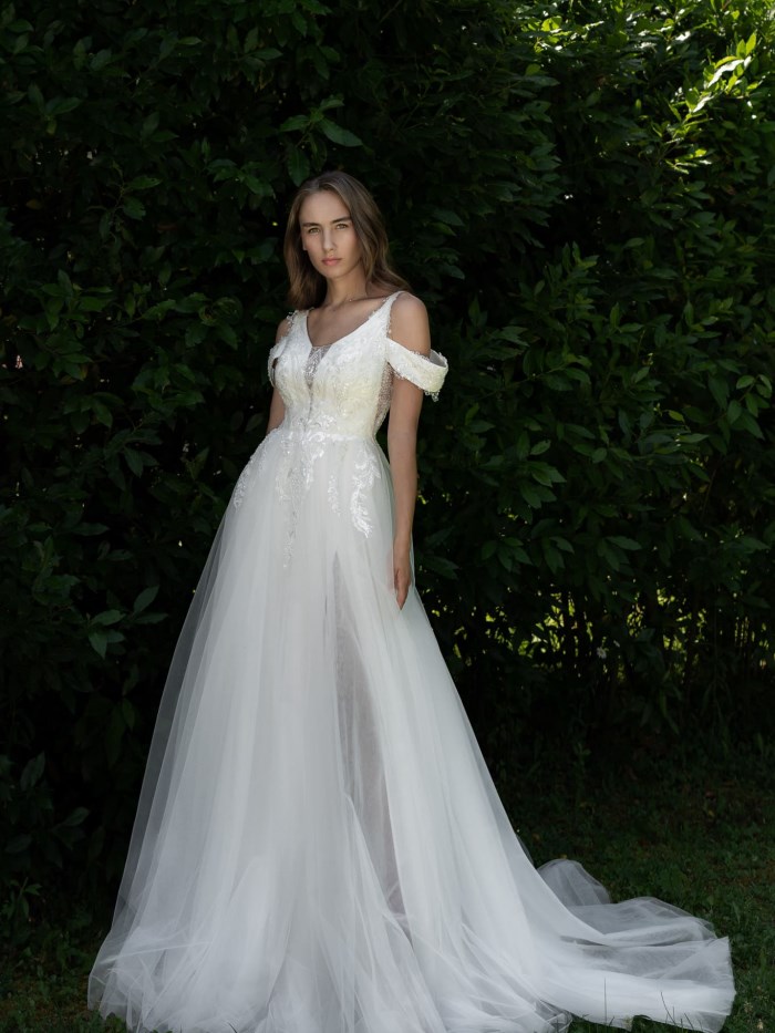 Abiti da sposa - Collezione Serena  - S521