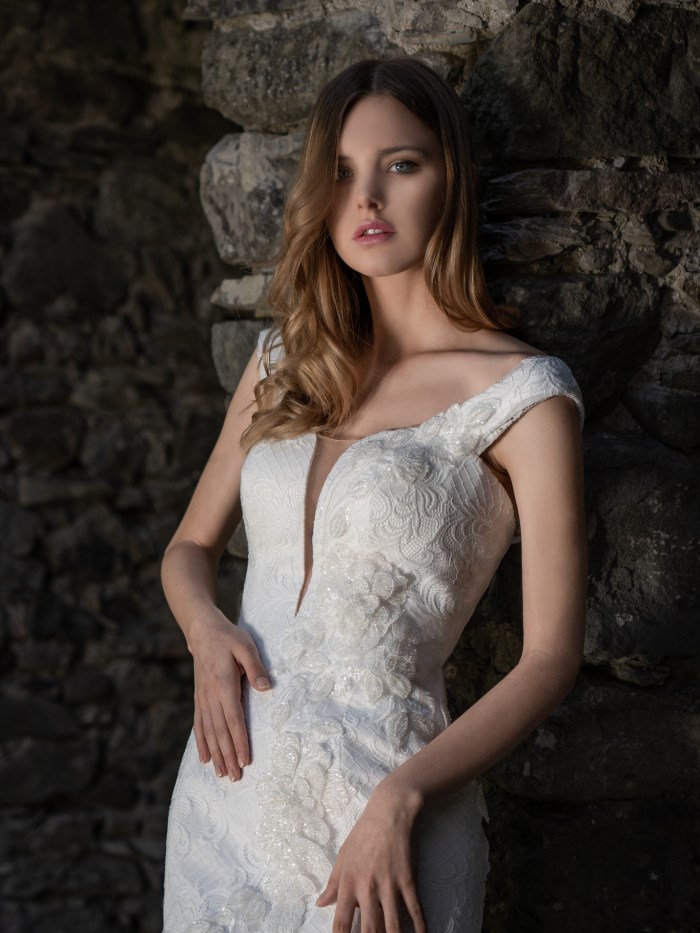 Abiti da sposa - Collezione Claudia  - C 537